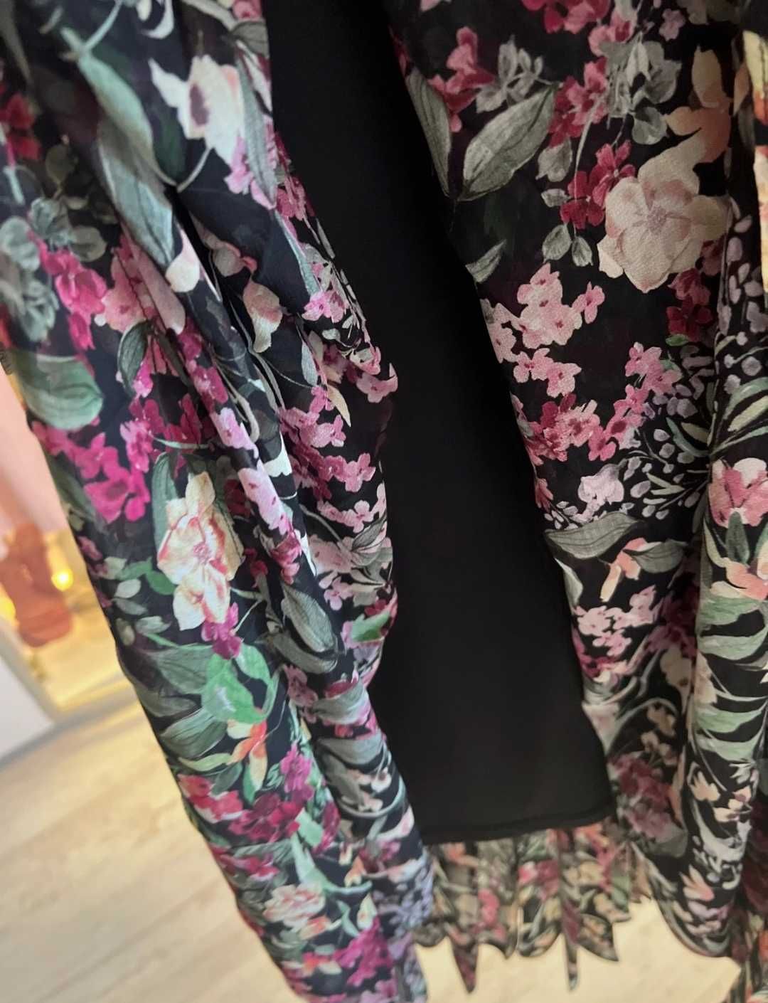 H&M długa kolorowa sukienka plisowana w kwiaty z paskiem M