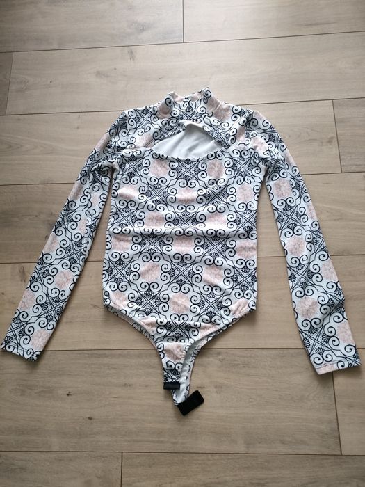 Body welurowe włoskie nowe bez metki
