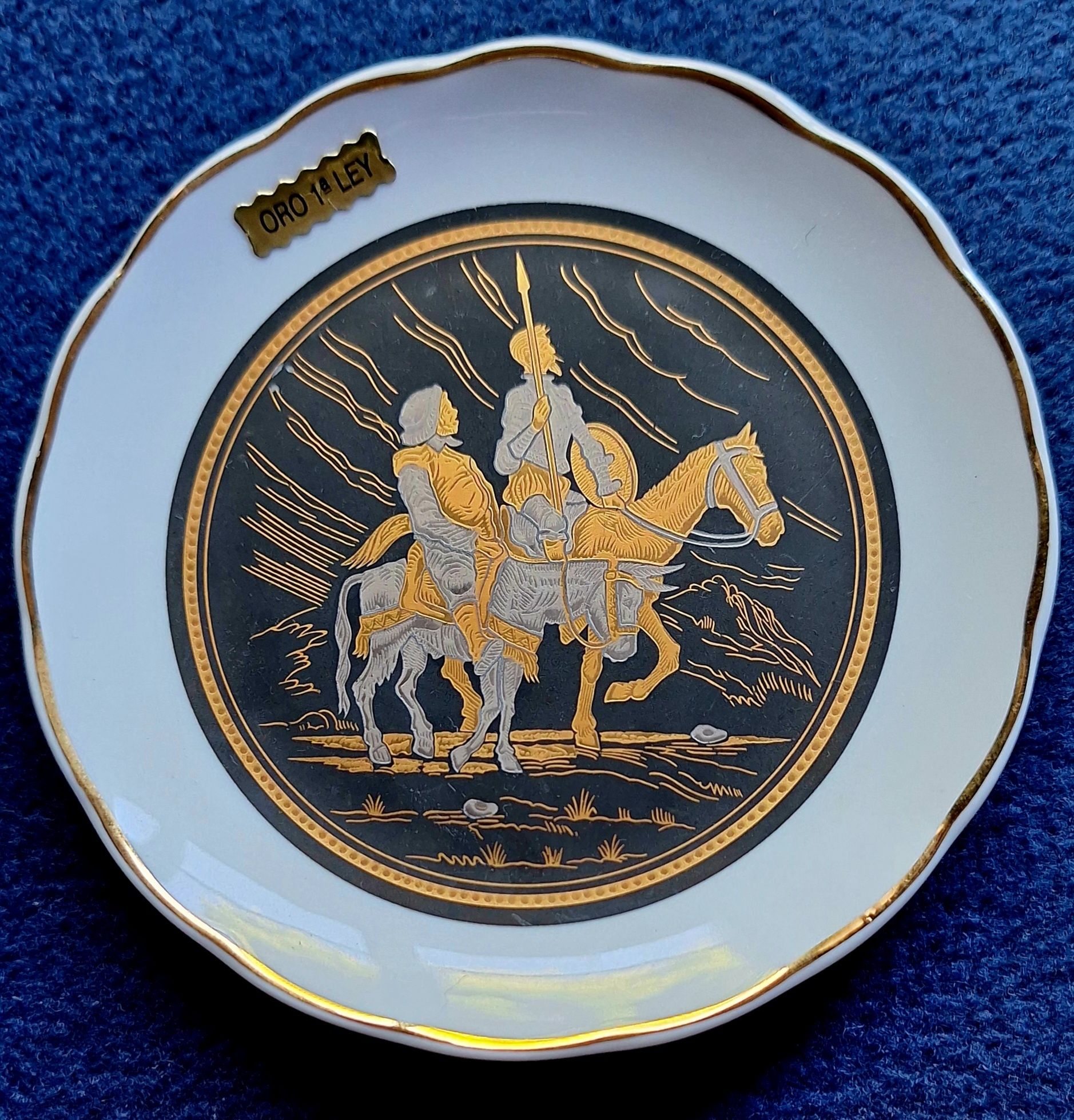 Prato Damasquinado Toledo dourado a ouro D.Quixote Mancha Sancho Pança