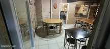 Café e Restaurante, equipado e a laborar