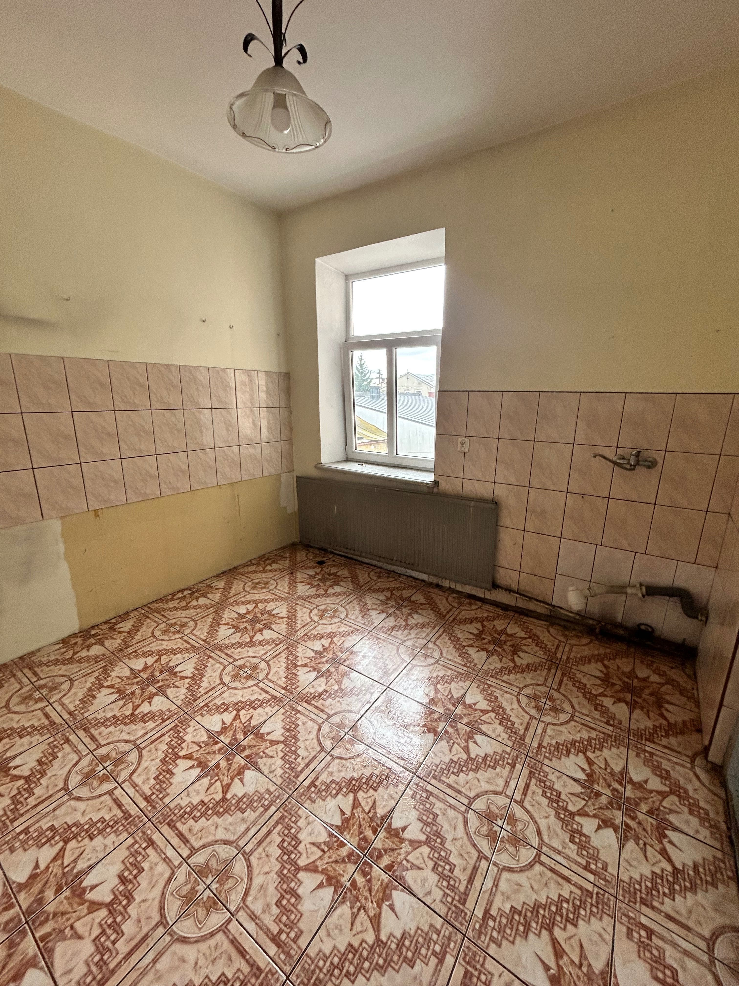 Mieszkanie 115 m2 w kameralnej piętrowej kamienicy w sercu Kocka