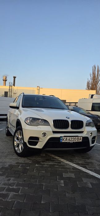 Продам Bmw x5 e70 в чудовому стані без вкладень.