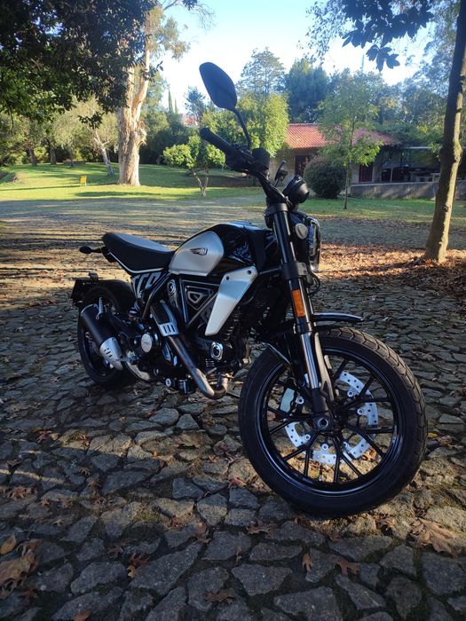 Ducati scrambler 800 de 2023