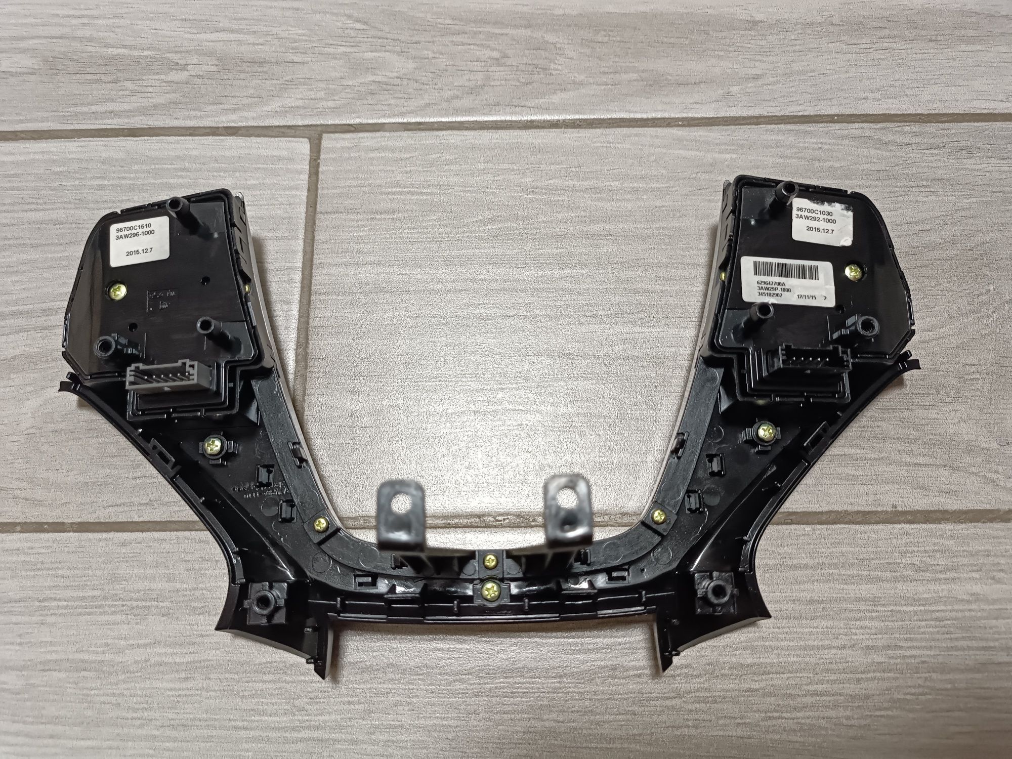 Круиз контроль Sonata If Cruise control кнопки в

руль разборка соната