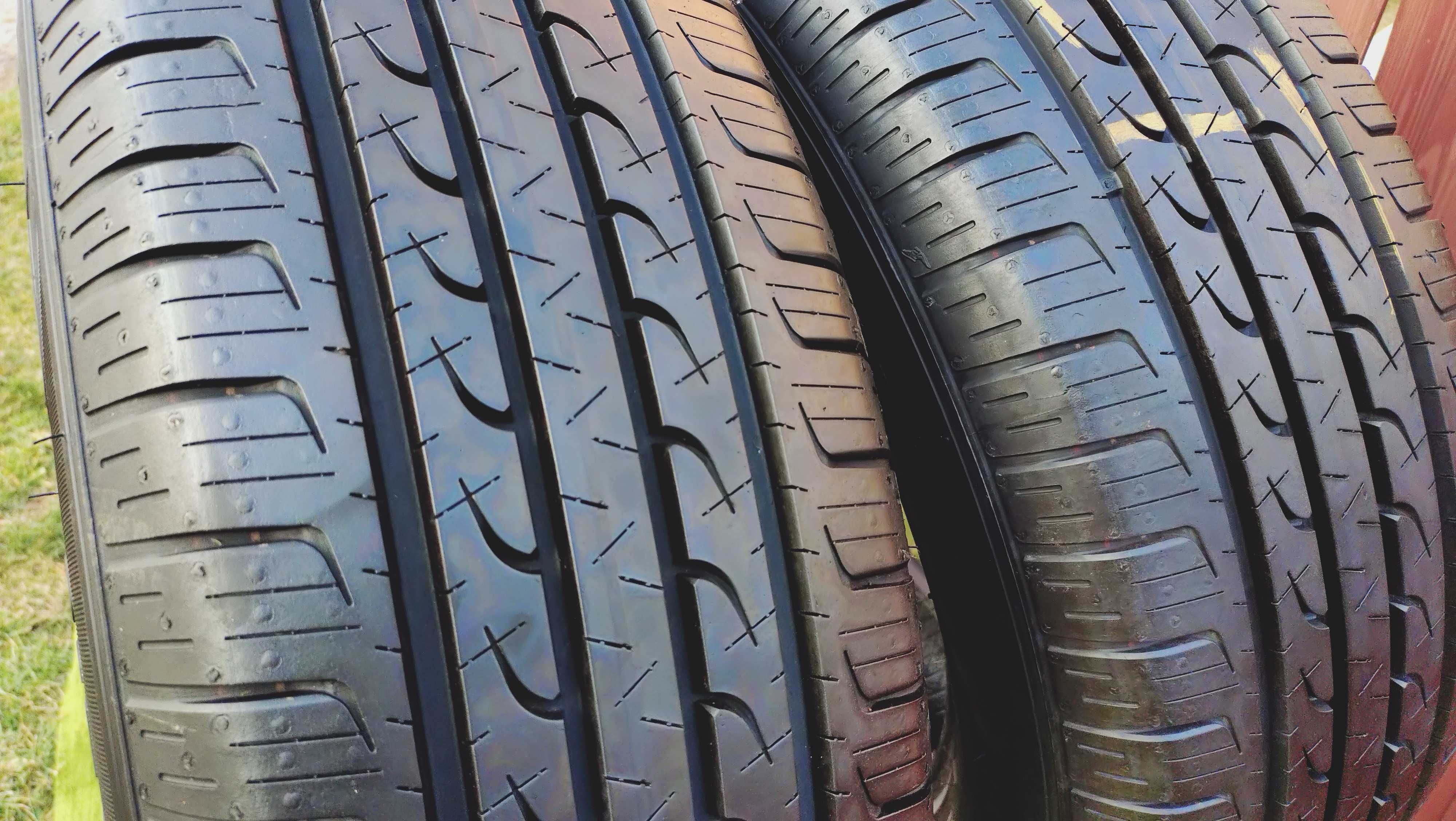 opony komplet GOODYEAR EFFICIENTGRIP 215/65 R16 SUV 4x4