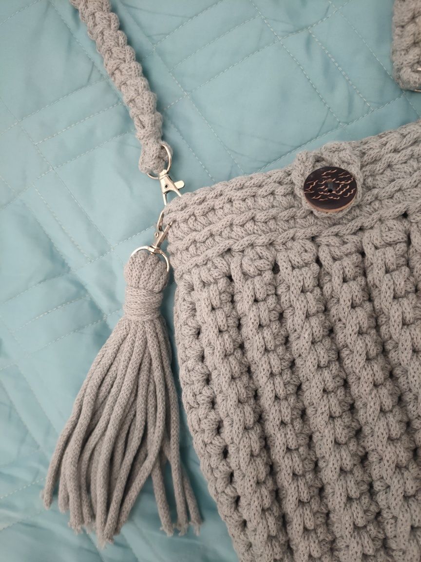 Mała torebka ze sznurka bawełnianego