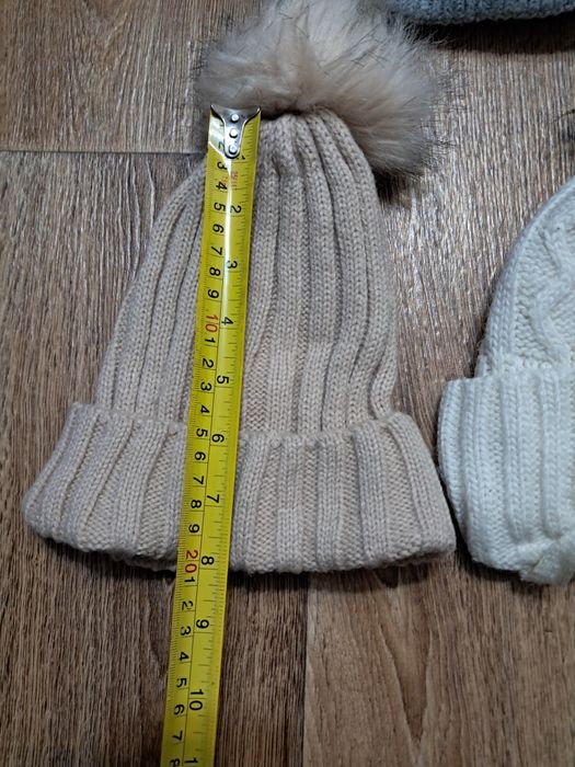 Продам дитячи шапки