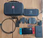 Nintendo switch (i gry, etui, dodatkowe akcesoria)