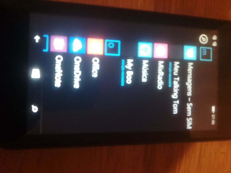Nokia BL-5J antigo.
