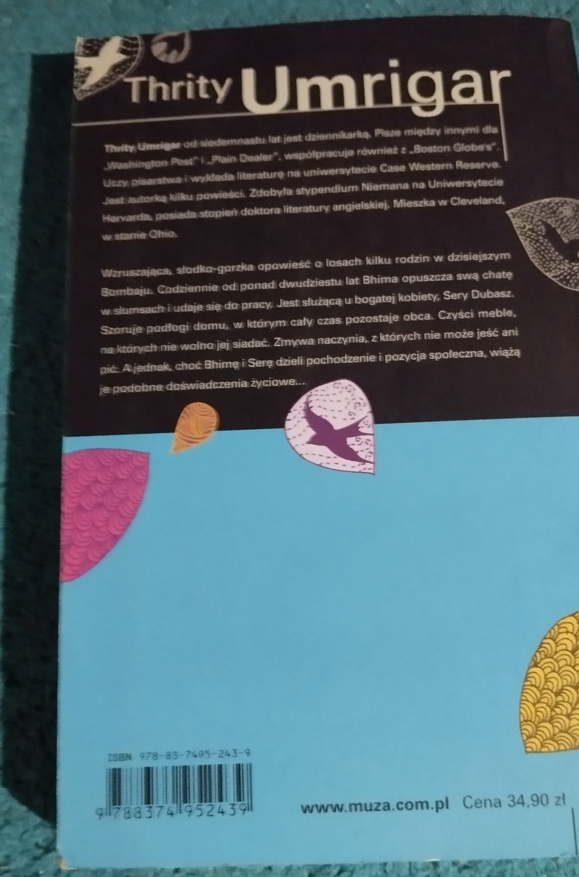 Książka: Przepaść między nami- Thrity Umrigar.