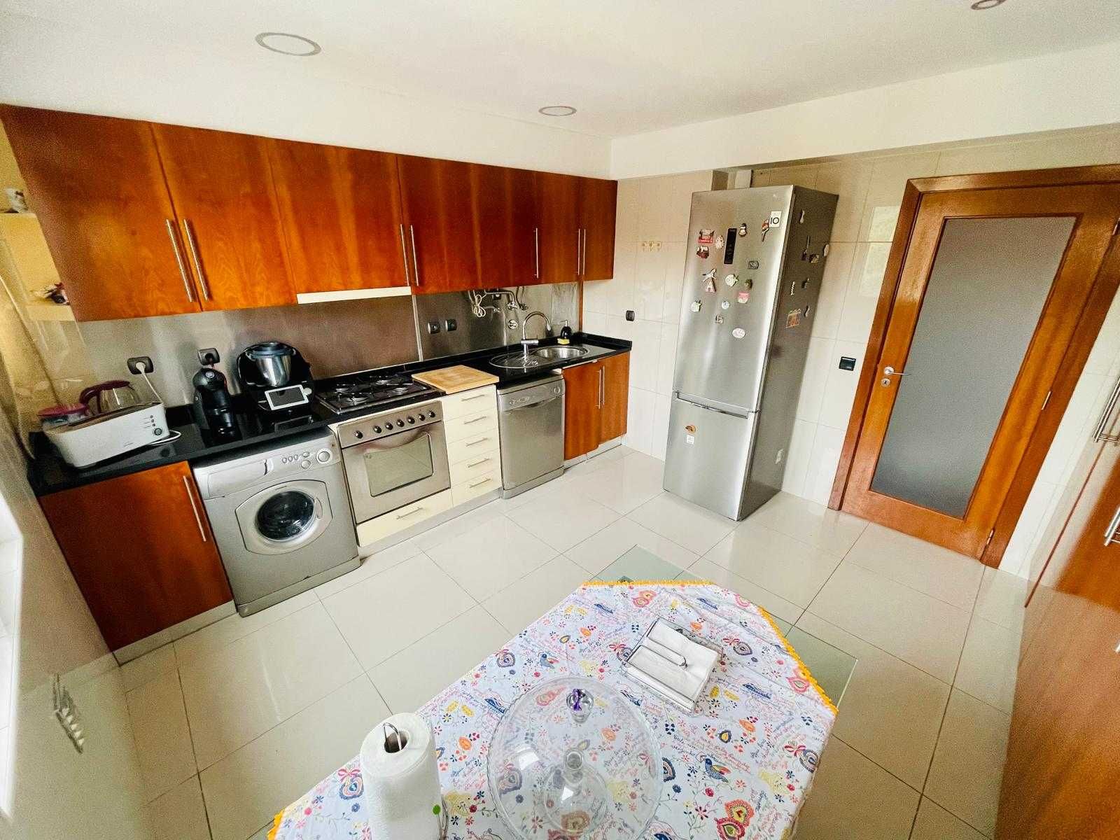 Apartamento T3 Coimbra (Santo António dos Olivais)