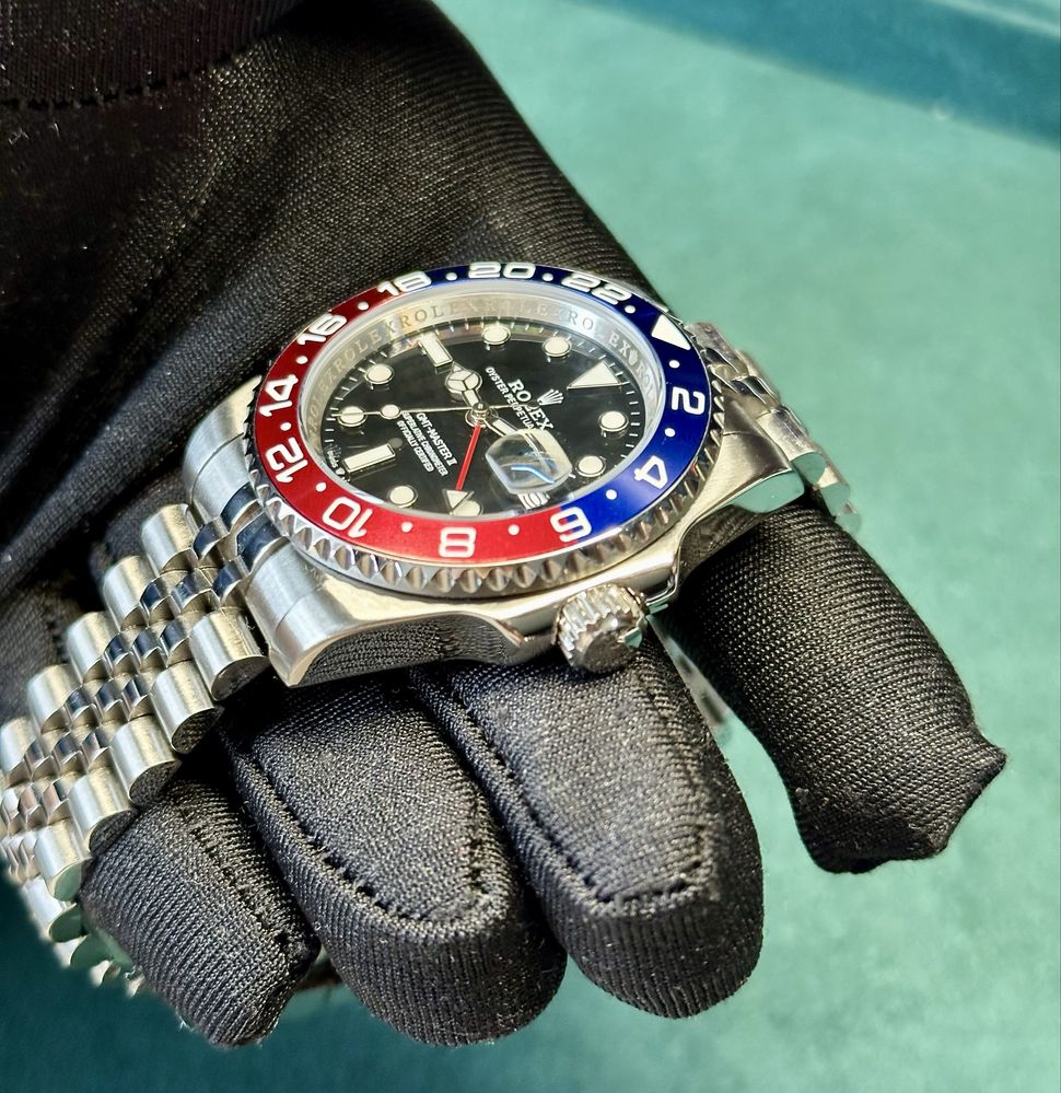 Rolex GMT Pepsi