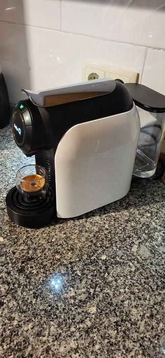 Máquina de café Delta Q com capsulas