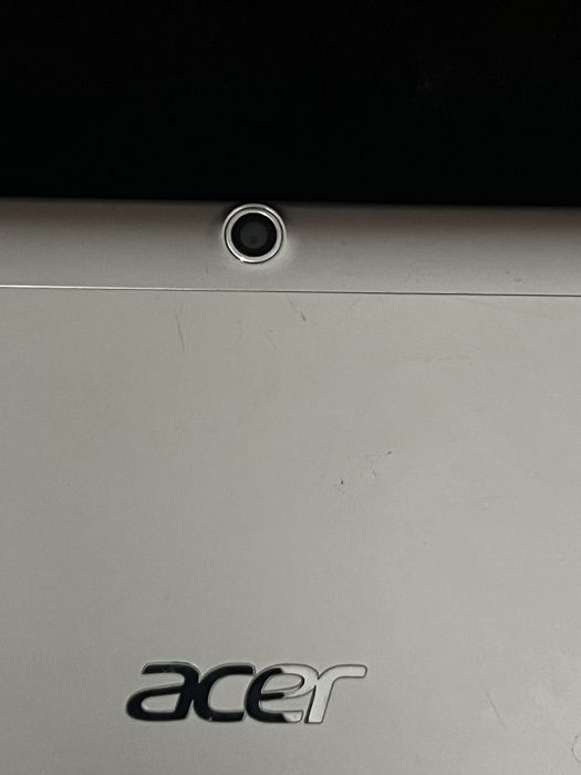 Tablet Acer Branco e cinza