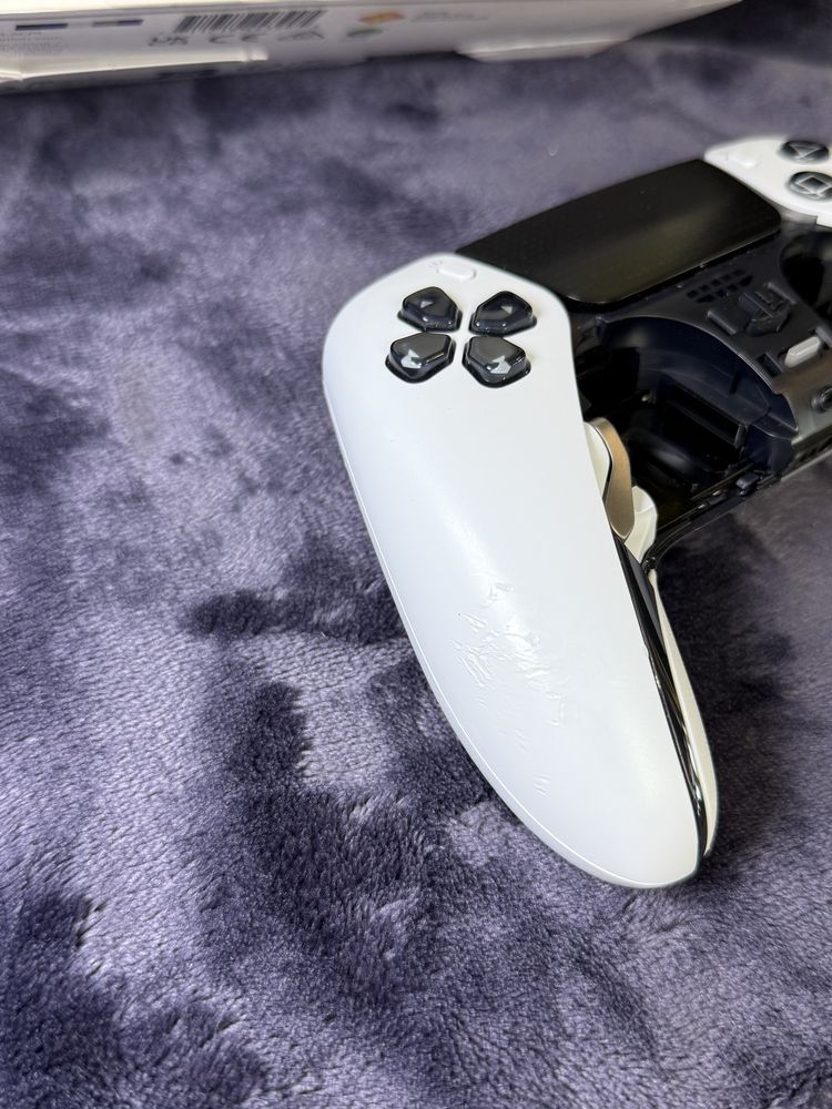Dualsense Edge pad do ps5 Opis
