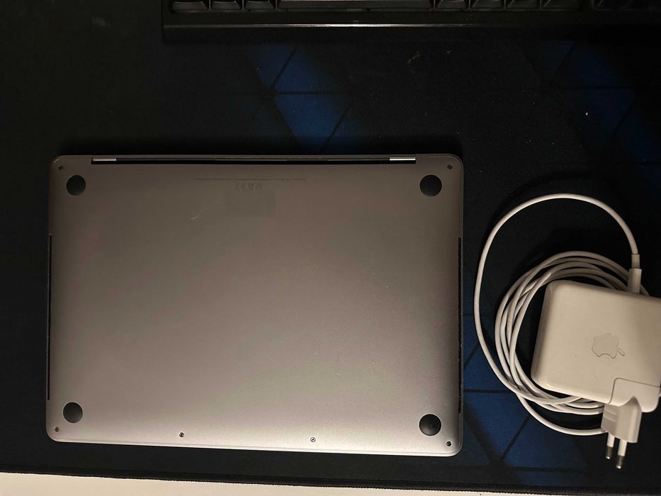 MacBook Pro 13"  i7 - 3.5GHz