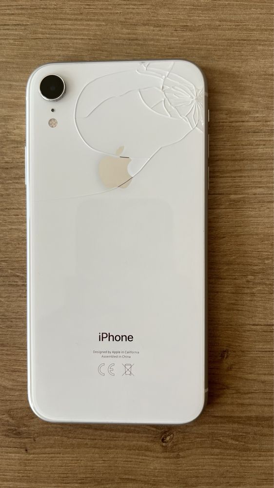 iPhone XR, zakupiony w maju 2021