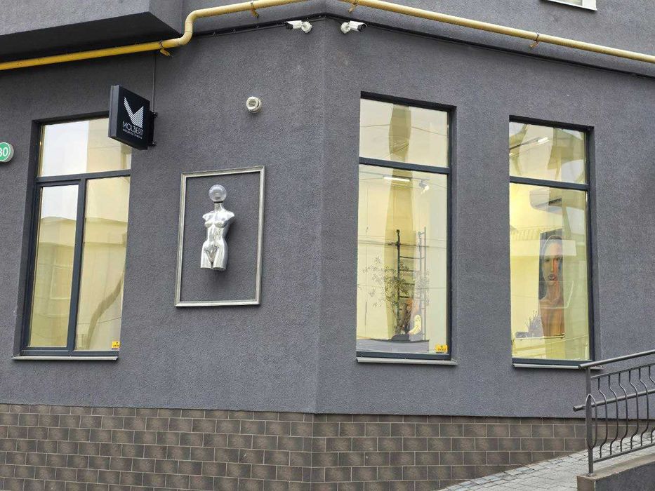 Оренда фасадного.комерційного приміщення 75 м2 у ЖК"Міленіум"_VD