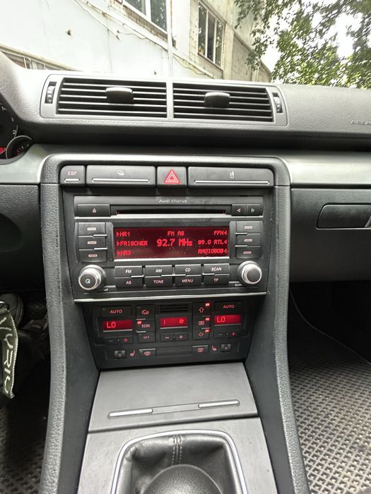 Ауді а4 б7 2008 1.6