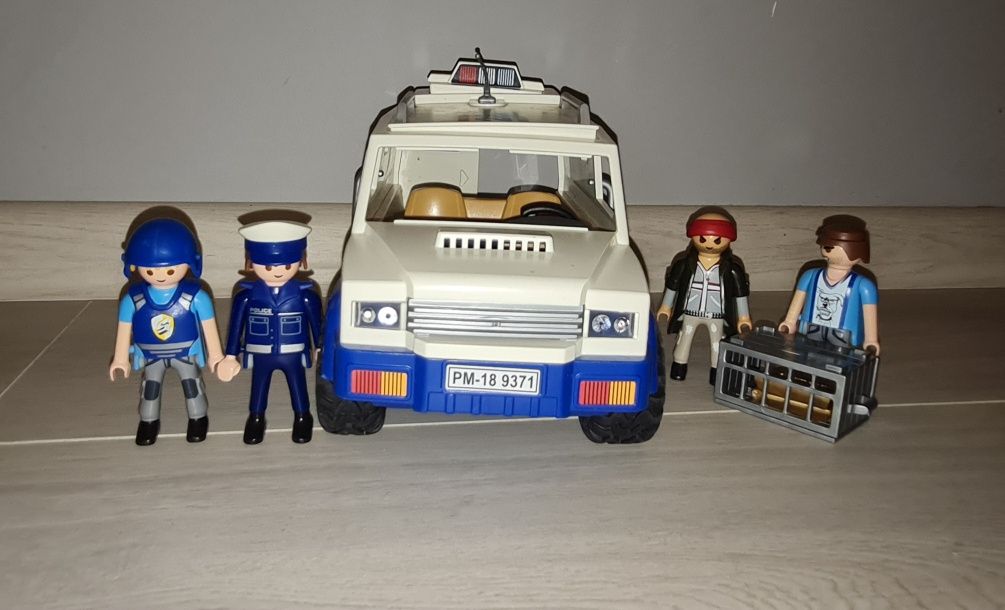 Figurki zestaw kolekcja Playmobil transporter policyjny