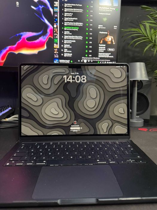MacBook Air M2 2022 • Stan idealny • 99% baterii • Komplet z pudełkiem