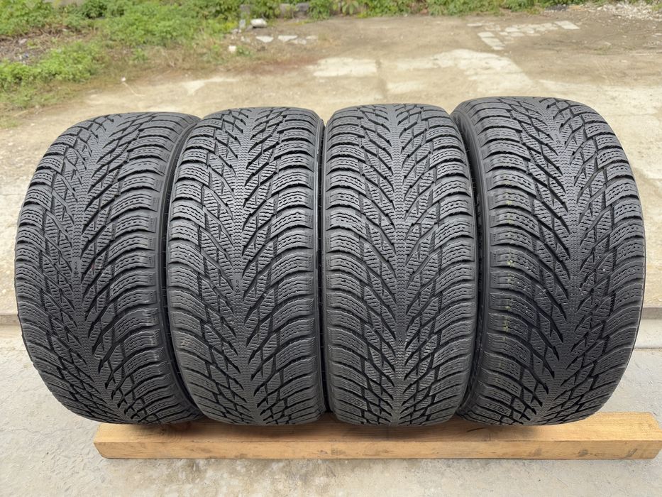 235/45R18 Nokian Hakkapeliitta R3 4шт