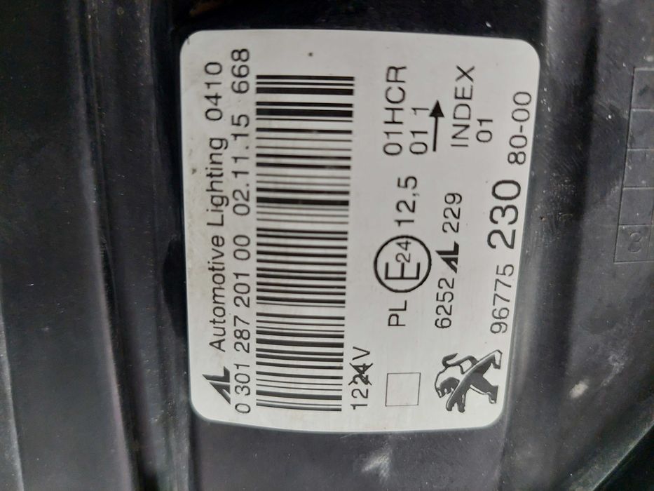 farol esquerdo Peugeot 308