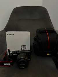 Câmara fotográfica Canon EOS M200
