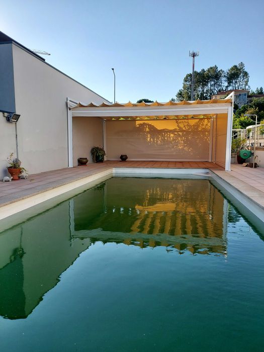 Cortinas verticais  em tela pvc para protecção solar