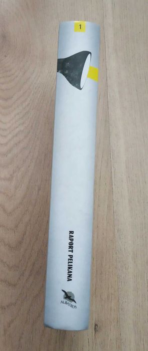 Książka - "Raport pelikana" J. Grisham