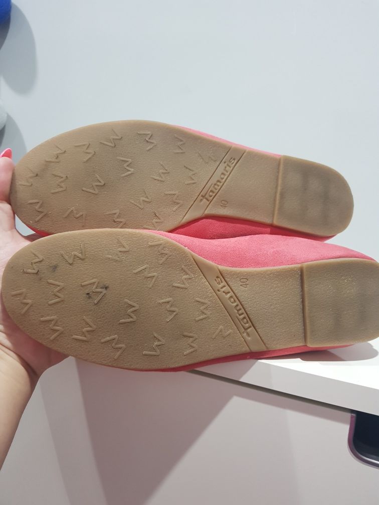 Baleriny Tamaris. Kolor brzoskwiniowy. Rozm. 40