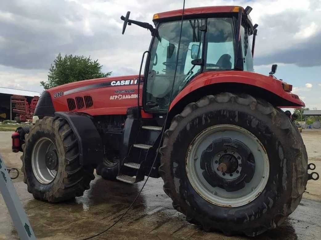 Трактор Case IH Magnum 310 (2006)