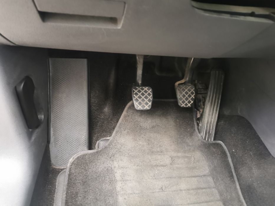 Продам 7містний Фольксваген Туран 2009, 1,6MPI