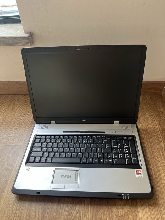 Portatil marca Targa