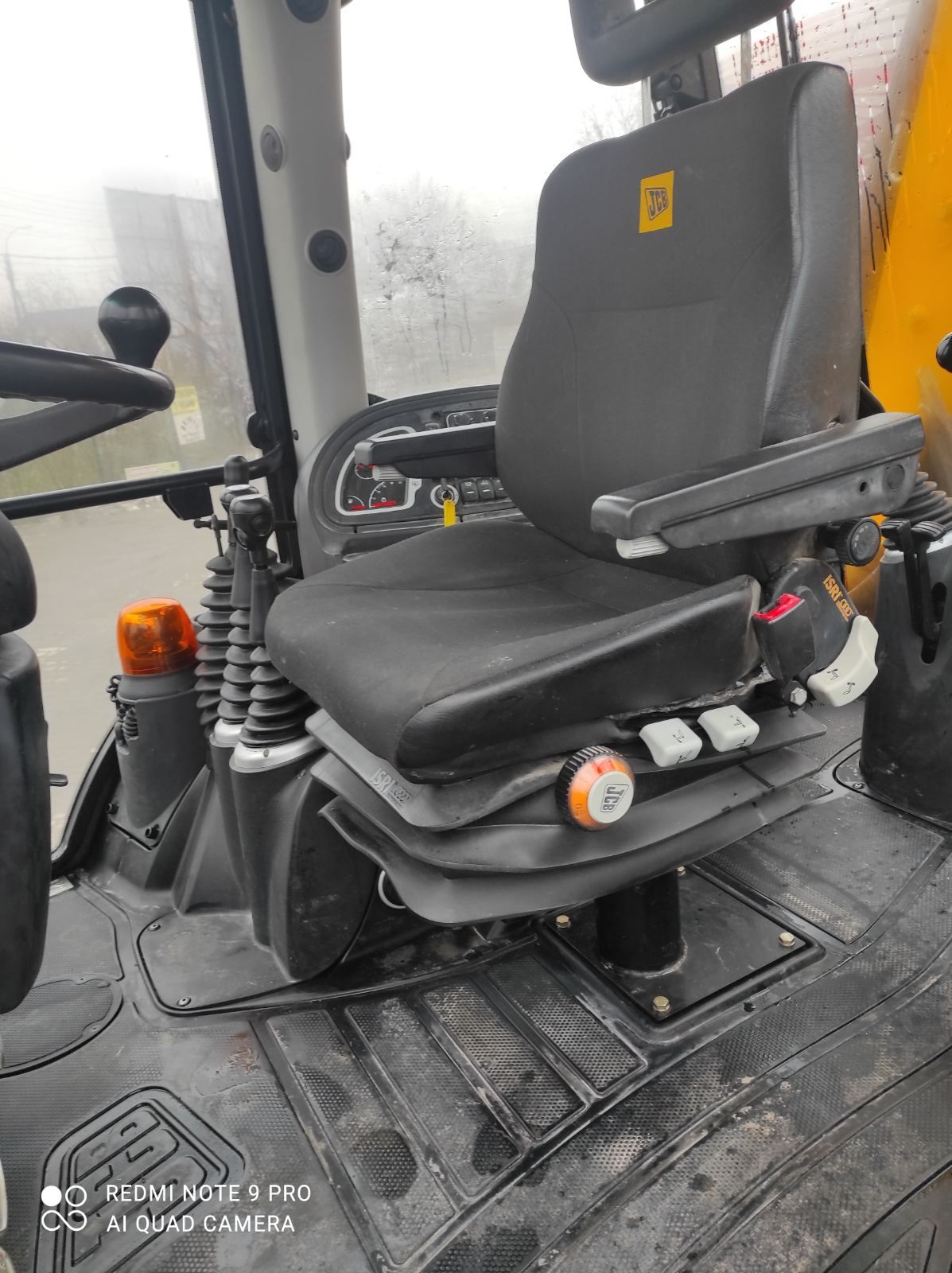 Продаж ескаватора JCB 3cx