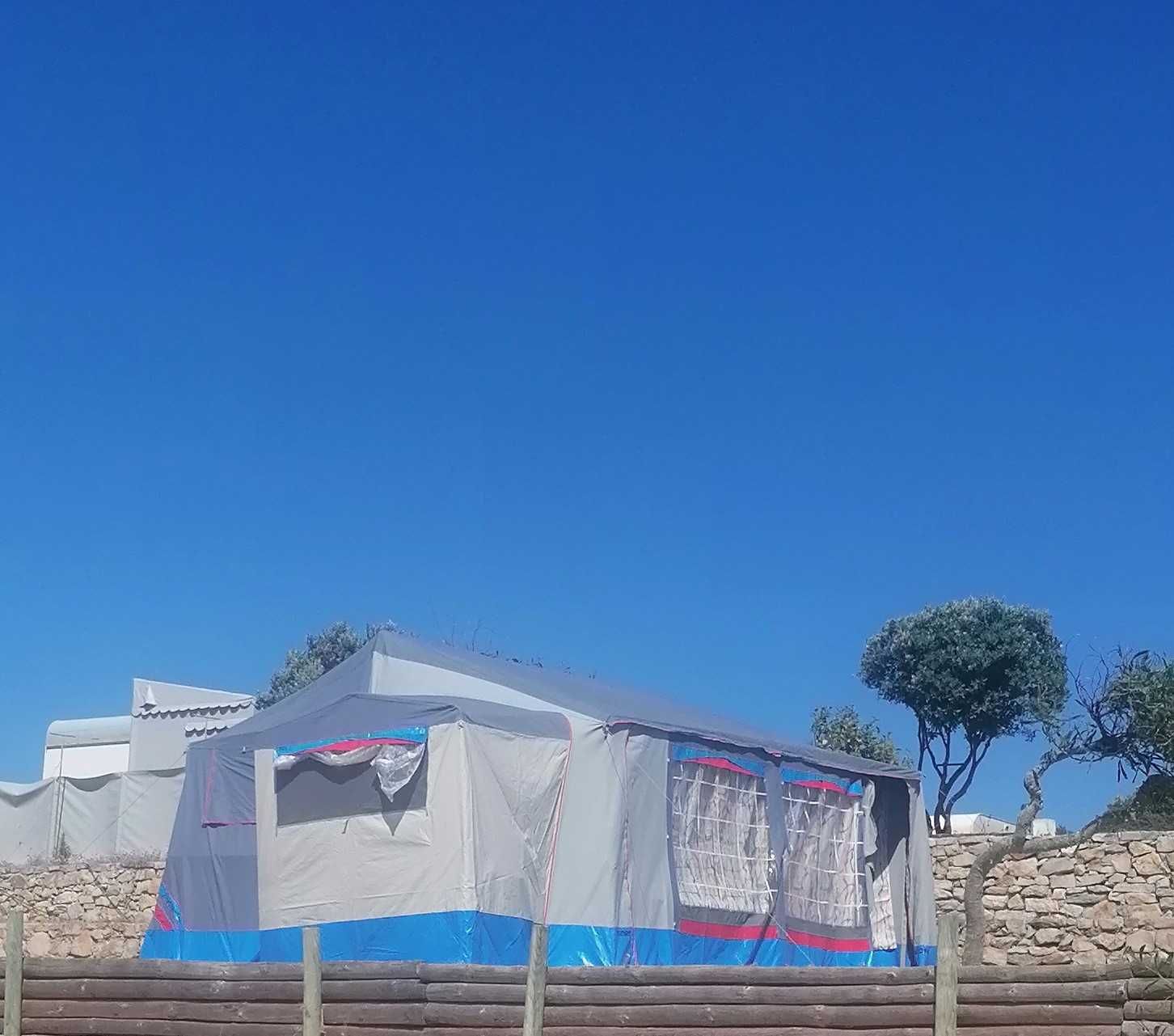 Auto Tenda com 3 quartos + Avançado + Cozinha