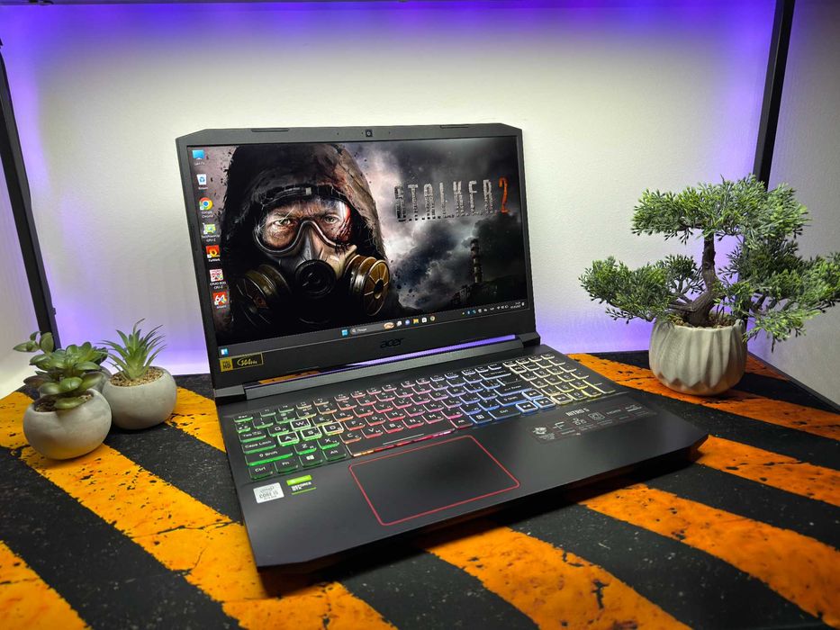 Acer Nitro 5, gtx1660ti, core i5, 144 hz