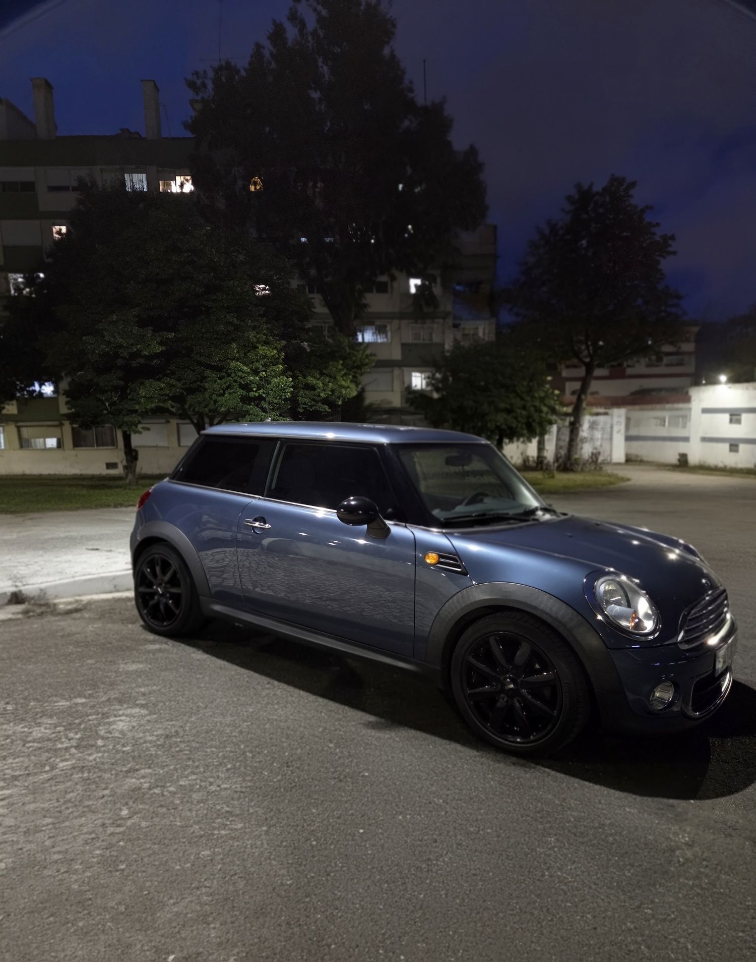 MINI Cooper ONE D