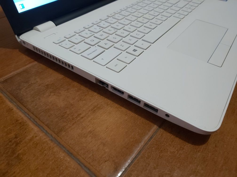 Portátil HP 15 Intel i5 c/ SSD 500GB