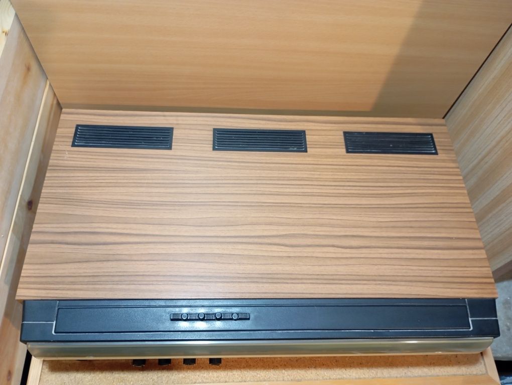 Stare radio Unitra ZODIAK DSS 401