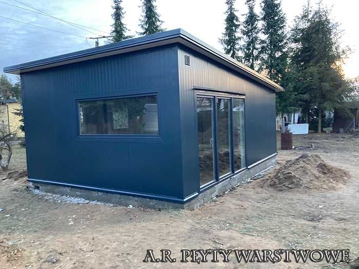 Garaż z płyty warstwowej garaż ocieplany hala przemysłowa  EPS PIR