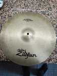 Vendo pratos Zildjian e Sabian