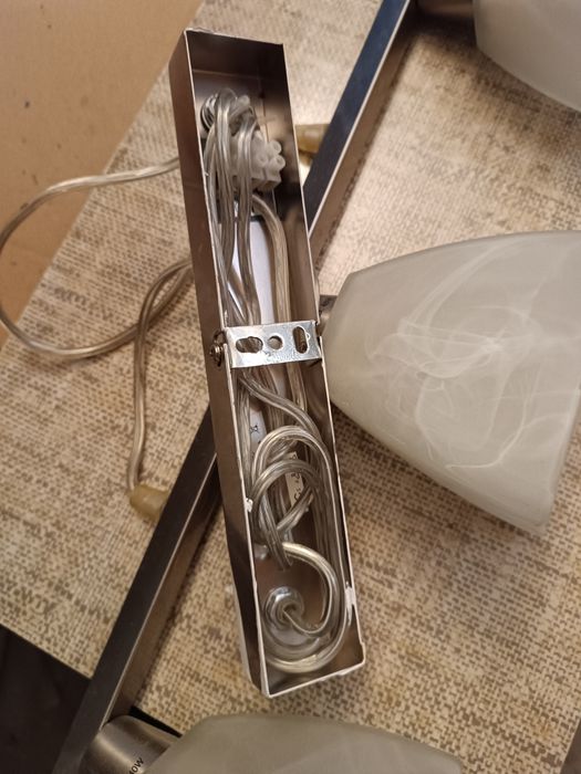 Lampa sufitowa na trzy żarówki