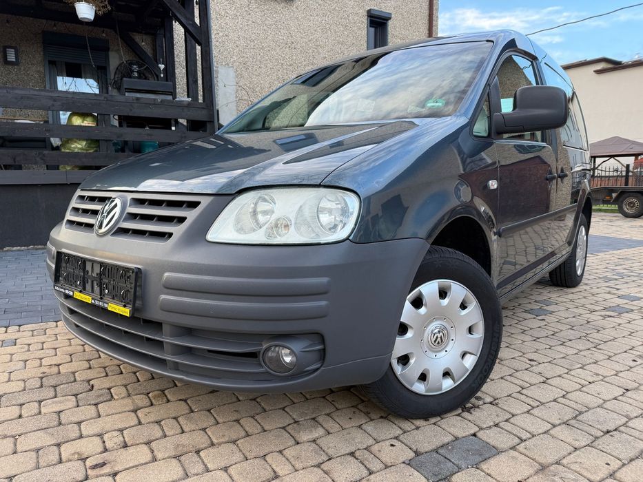 Volkswagen Caddy 7-osobowe Auto z roczną gwarancją