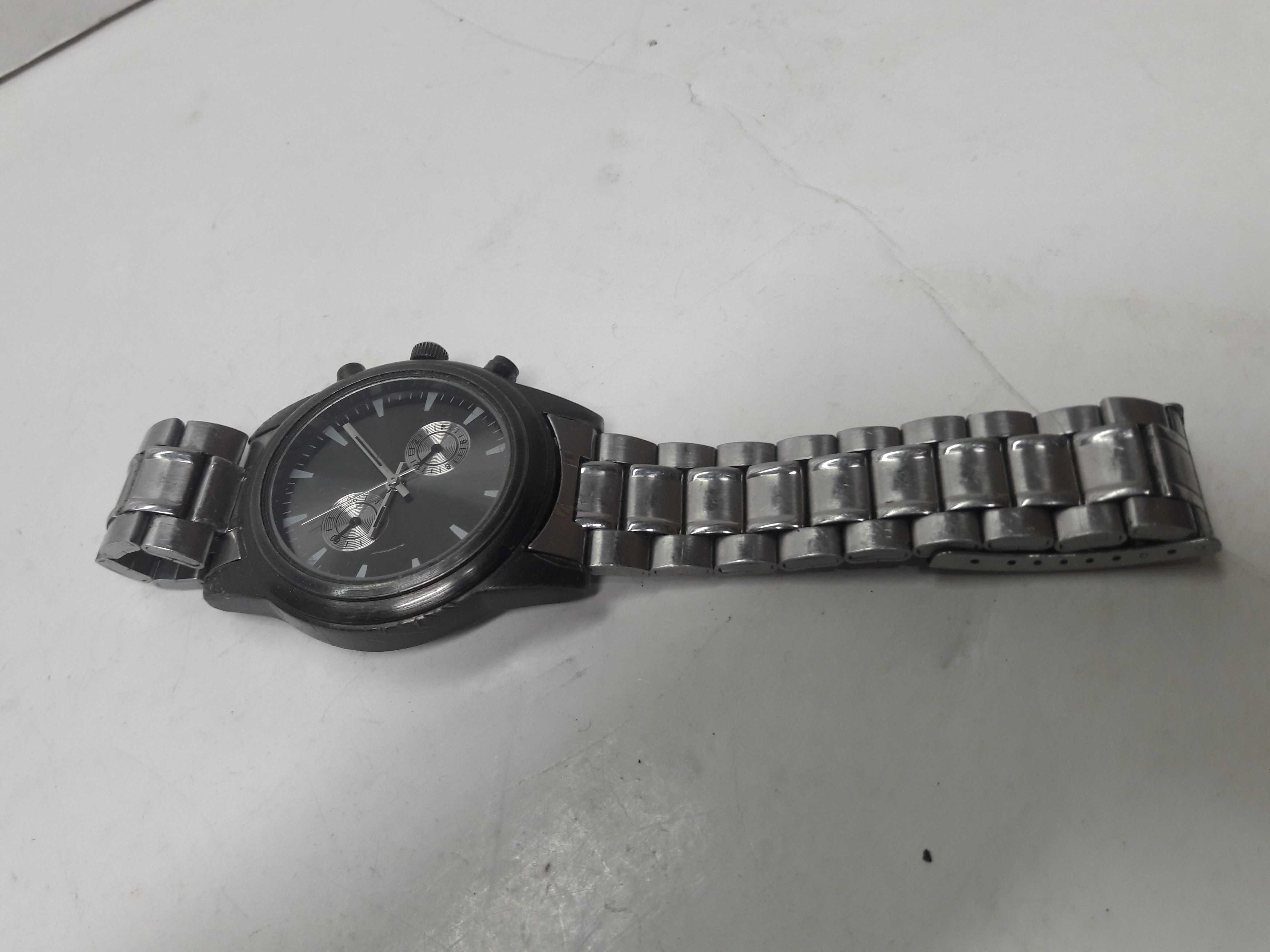 Zegarek kwarcowy SR626SW  srebrny kolor
