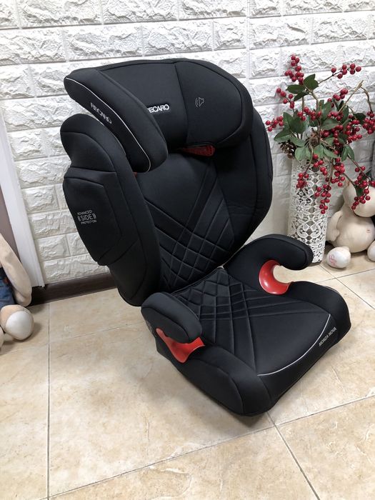 Автокрісло Recaro Monza Nova 2 група 2/3 (15-36кг) рекаро
