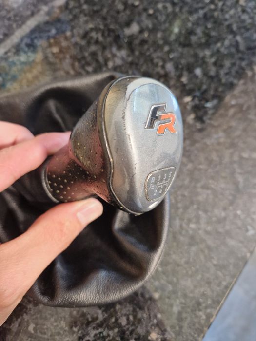 Manete de velocidades ibiza  6l fr e centros de jantes