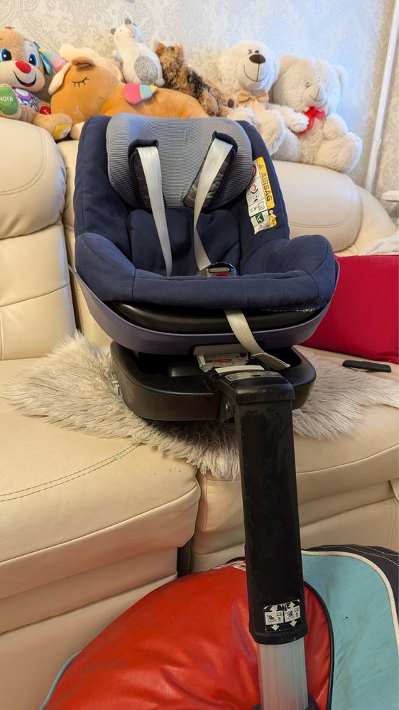 Автокресло Britax  Махі cosi 2Way Pearl от 3 мес до 4 лет