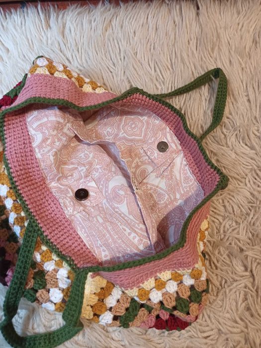 Bolsa em croché para praia