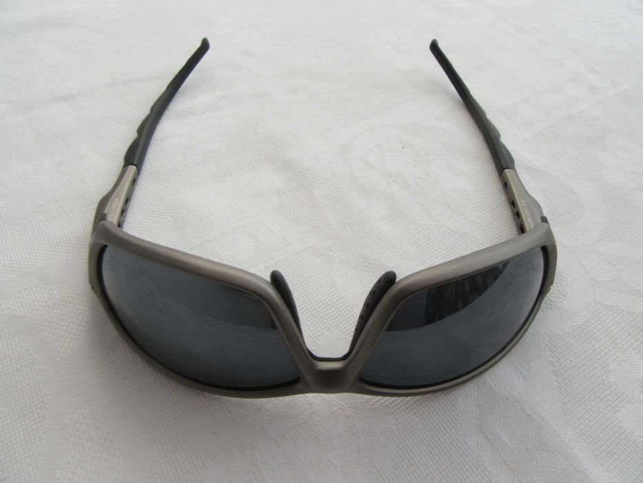 "UVEX" - Óculos escuros/Ciclista - Pouco uso - Bom estado